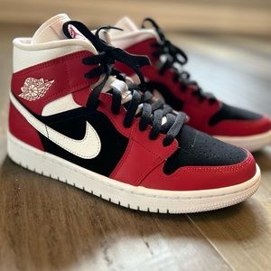 Jordan 1 Mid Gym Red and Black Unisex shoes women’s size 9 men’s 7.5